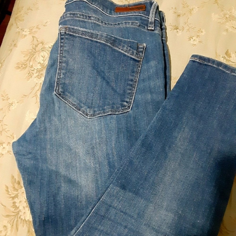 Express Distressed Leggings